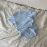 【66-90】ロンパース ベビー 半袖 無地 通気性抜群 肌触り良い - 画像 (4)