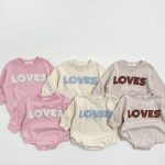【66-100】ロンパース かわいい 「LOVES」 肌触り良い 出産祝い 赤ちゃん - 画像 (3)