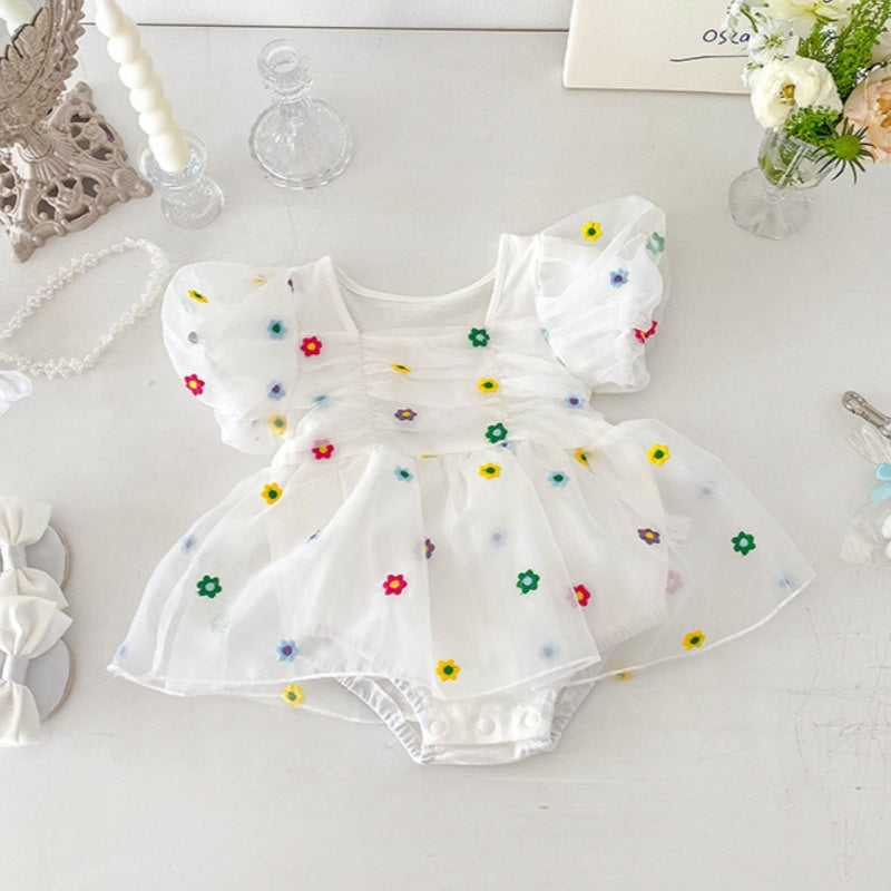09_373ddc80-2c93-4ba7-b4e0-2ea7a95e8776.jpg 【66-90】ロンパースワンピース ベビー カラフル 花柄 刺繍 - 画像 (1)