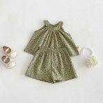 【73-120】セットアップ ベビー 小花柄 総柄グリーン - 画像 (3)
