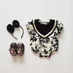 【66-120】ロンパース or ワンピース ベビー 女の子 レトロ フラワーデザイン - 画像 (4)