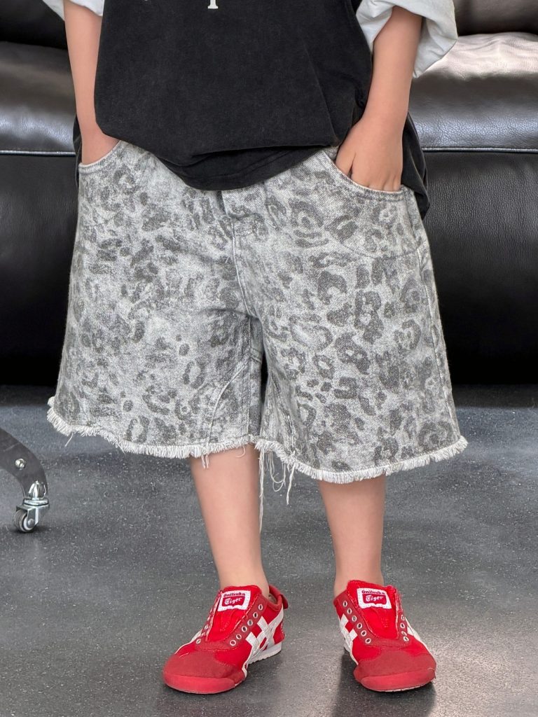 【100-150cm】ショートパンツ ヒョウ柄 ゆったり 合わせやすい 夏新作