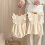 【66-100】ロンパースorワンピース フリル クリーム 姉妹服 - 画像 (3)