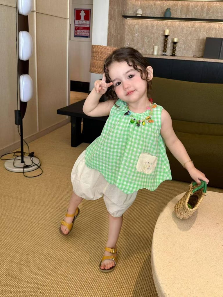【80-130cm】ノースリープ トップスorショートパンツ 女の子 チェック柄 カジュアル