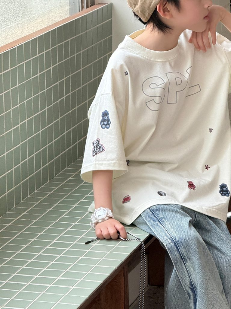 【100-160cm】半袖Ｔシャツ 男の子 柔らかい 快適 ファッション