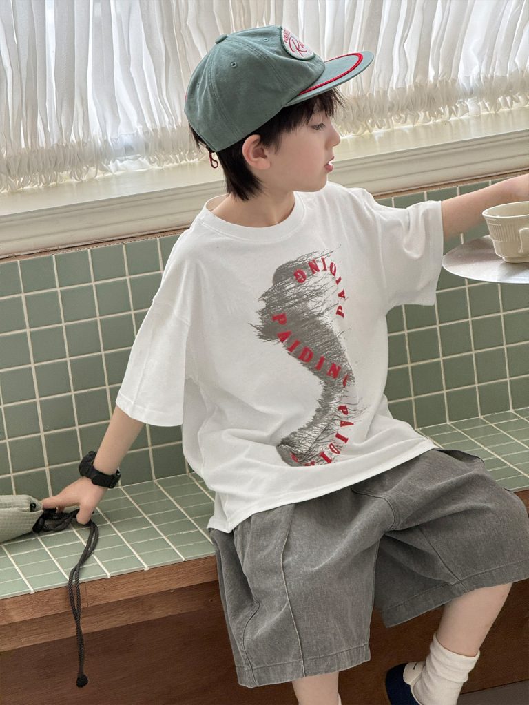 【90-160cm】半袖Ｔシャツ 男の子 英字 プリント カジュアル