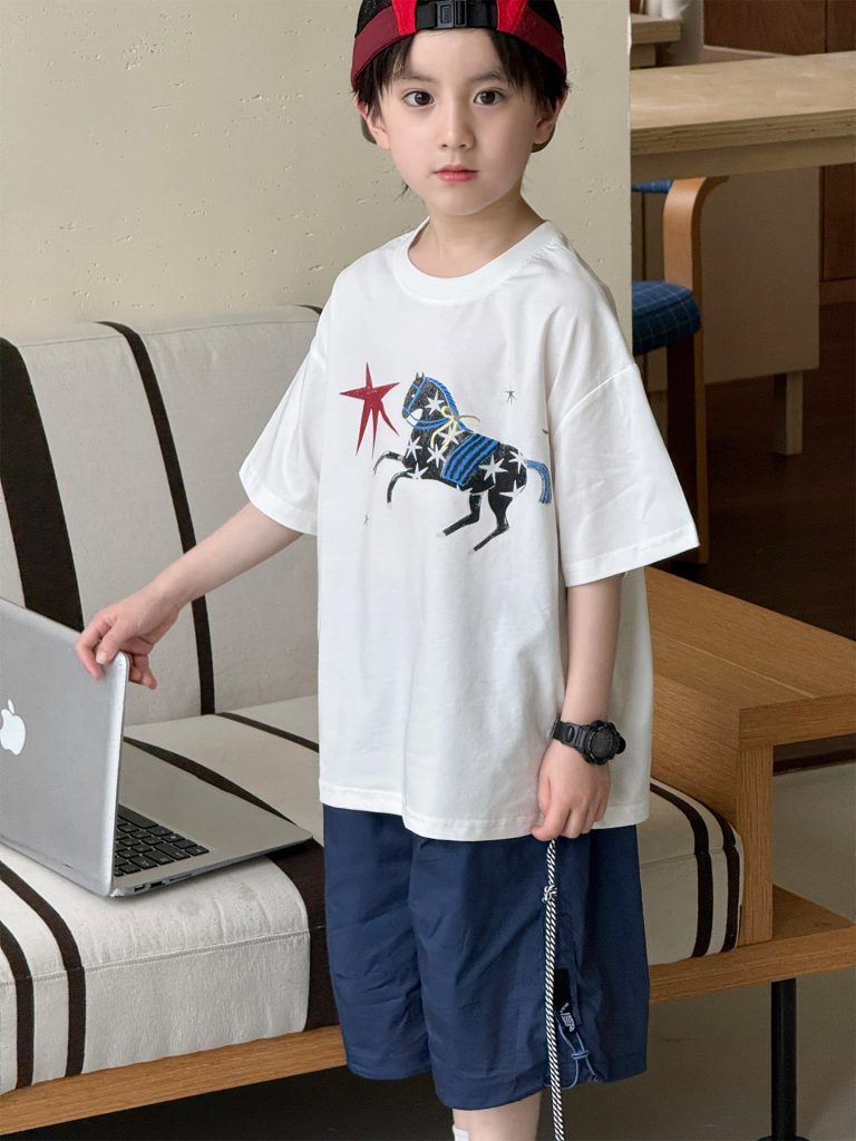 【90-160cm】半袖Tシャツ 男の子 カートゥーン シンプル