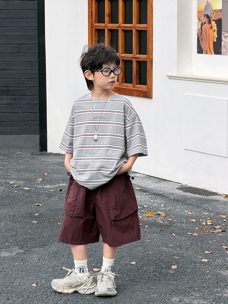 【90-160cm】半袖Ｔシャツ 男の子 ボーダー柄 グラフィティ