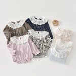【66-90】ロンパース ベビー 小花柄 フリル襟