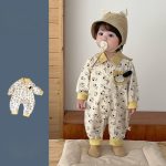 【66-90】カバーオール ベビー 折り襟 わんちゃん総柄 - 画像 (2)