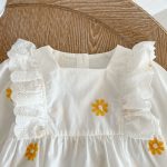 【66-100】ロンパース ベビー デイジー 刺繍 - 画像 (4)