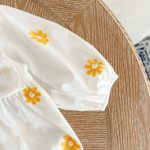 【66-100】ロンパース ベビー デイジー 刺繍 - 画像 (5)