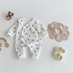【80-90】カバーオール&スタイ ベビー くま プリント - 画像 (2)