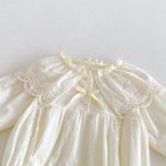 【66-90】ロンパースorワンピース ベビー 姉妹服 レース花襟 - 画像 (10)
