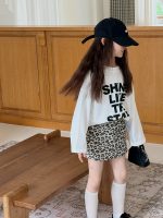 【100-150】Tシャツ ラウンドネック 長袖 プリント 合わせやすい - 画像 (2)