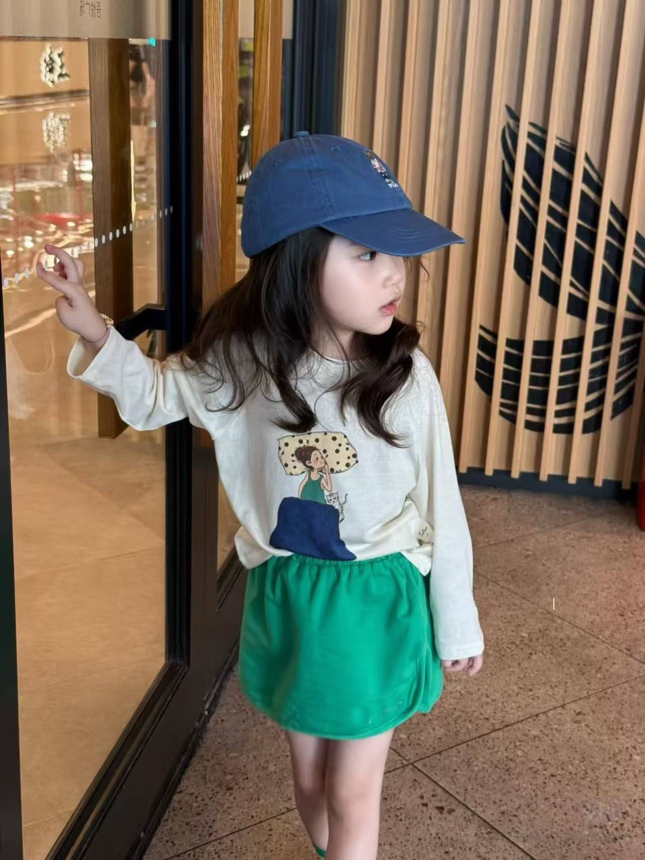 O1CN01iWaH2C28gedDiuYCE_940097962-0-cib.jpg 【80-130】長袖Tシャツorスカート 女の子 トレンド カジュアル プリント - 画像 (1)
