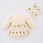 【66-100】ロンパー ベビー 刺繡 プリンセス風 - 画像 (3)