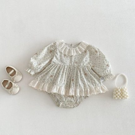 【66-90cm】ロンパース ベビー 丸襟 小花柄
