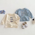 【73-120】長袖Tシャツ キッズ 犬柄 ワッペン ゆったり - 画像 (3)