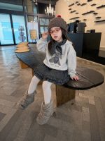 【80-140】パーカーorスカート 女の子 わんちゃんプリントマフラー付き - 画像 (4)