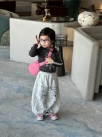 【90-130】長袖Tシャツorスウェットパンツ 女の子 レース付き プリント - 画像 (7)