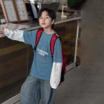 【100-170】長袖Tシャツ 男の子 コットン 英字プリント レイヤード風 - 画像 (3)