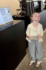 【90-150】二点セット トップスorパンツ 女の子 ガーリー フリル付き - 画像 (3)