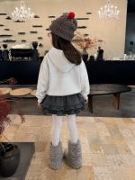 【80-140】パーカーorスカート 女の子 わんちゃんプリントマフラー付き - 画像 (5)